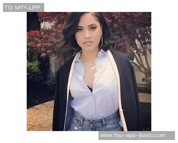 库里开酒吧引发热议阿耶莎透露对威士忌情有独钟的理想伴侣 库里开酒吧引发热议阿耶莎透露对威士忌情有独钟的理想伴侣