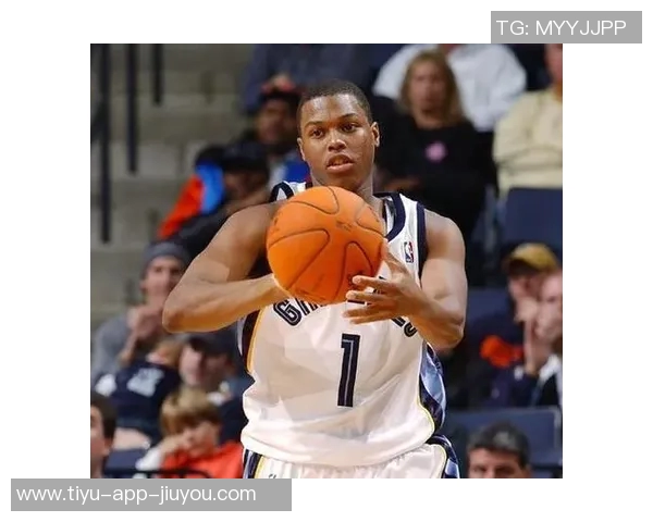 过去15年制造进攻犯规最多的十位球员洛瑞稳居榜首引发热议 过去15年制造进攻犯规最多的十位球员洛瑞稳居榜首引发热议